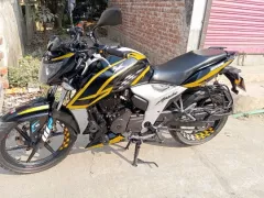 TVS Apache RTR 160 4V